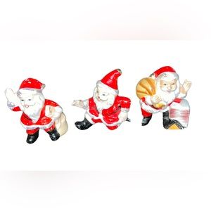 Vintage Japan kitschy Set Of 3 Santa Claus Figurines 3.5”